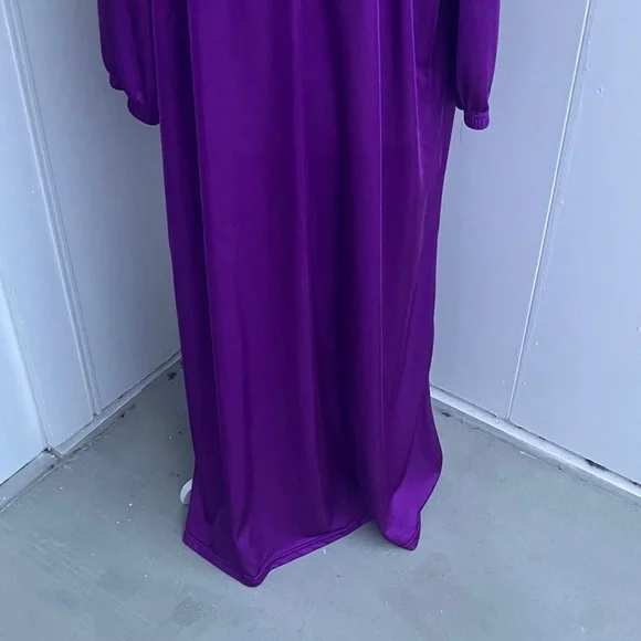Vintage 70s 80s Vibrant Purple Long Sleeve Oversized Flowy Maxi Nightgown Dress - Picture 6 of 8